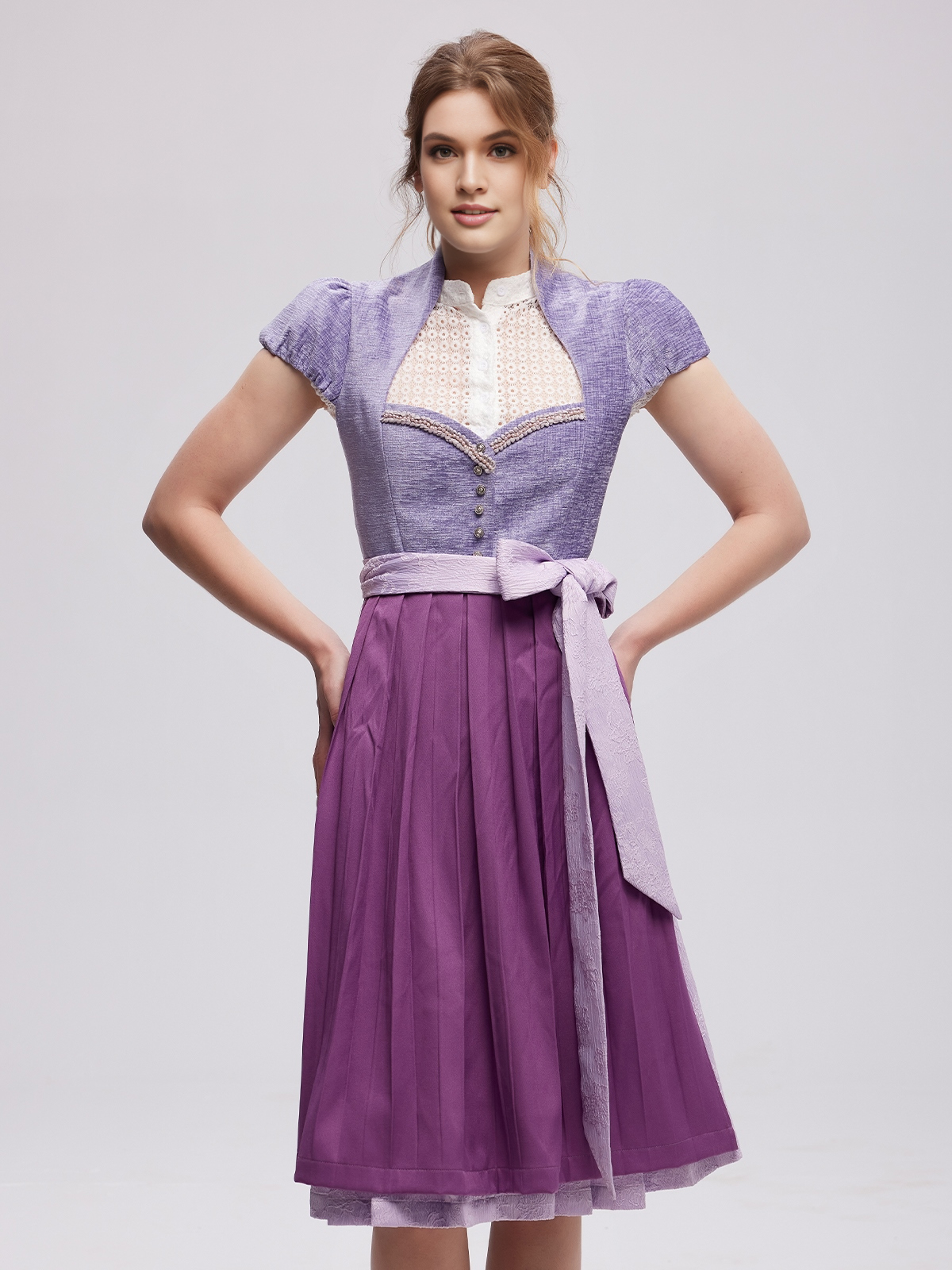 Dirndl in Lila – perfekt für festliche Anlässe