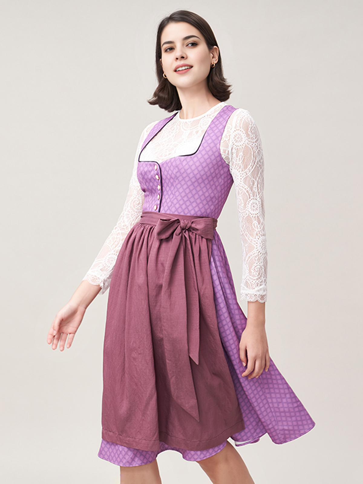 Modernes Dirndl in schwarz-rosa