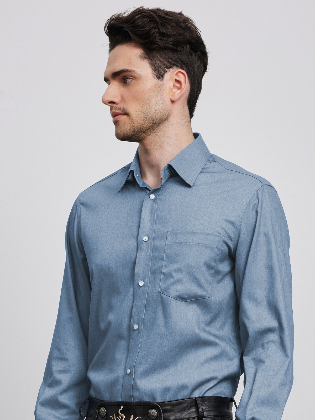 Modernes Dirndl in Blau