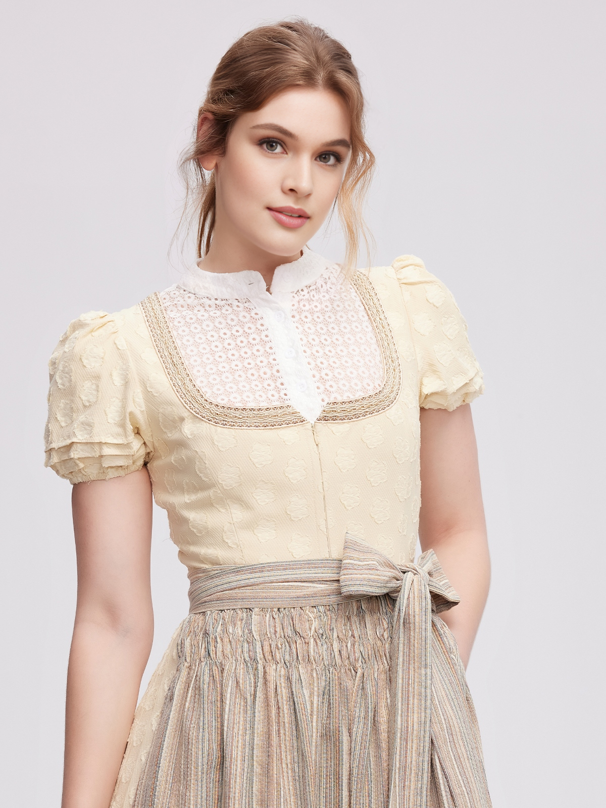 Traditionelles Dirndl von Ehreer in Gelb