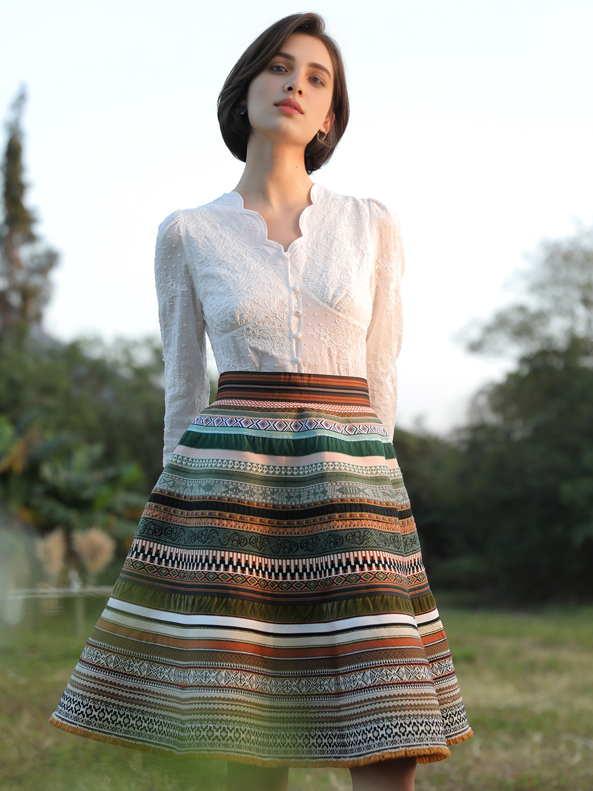 Modernes Dirndl in Grün